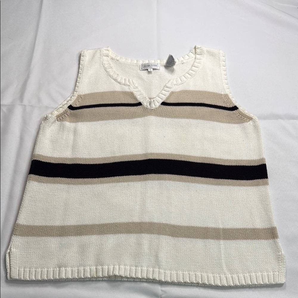 Striped Sleeveless‎ Knit Top